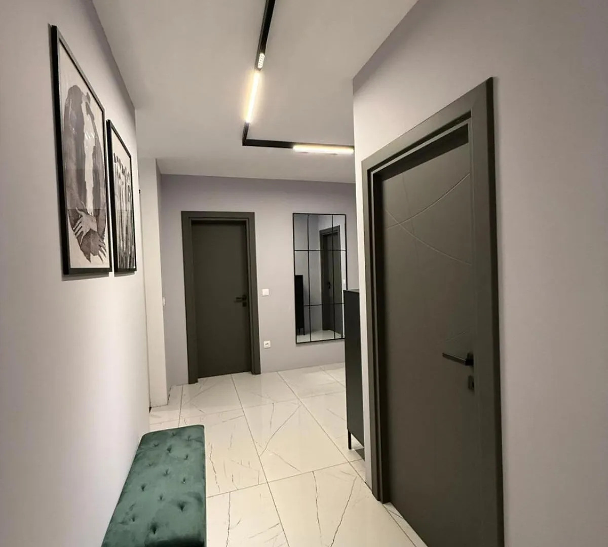 Brand-New 2 Bedroom Apartment In Central Sofia With Free Private Parking
