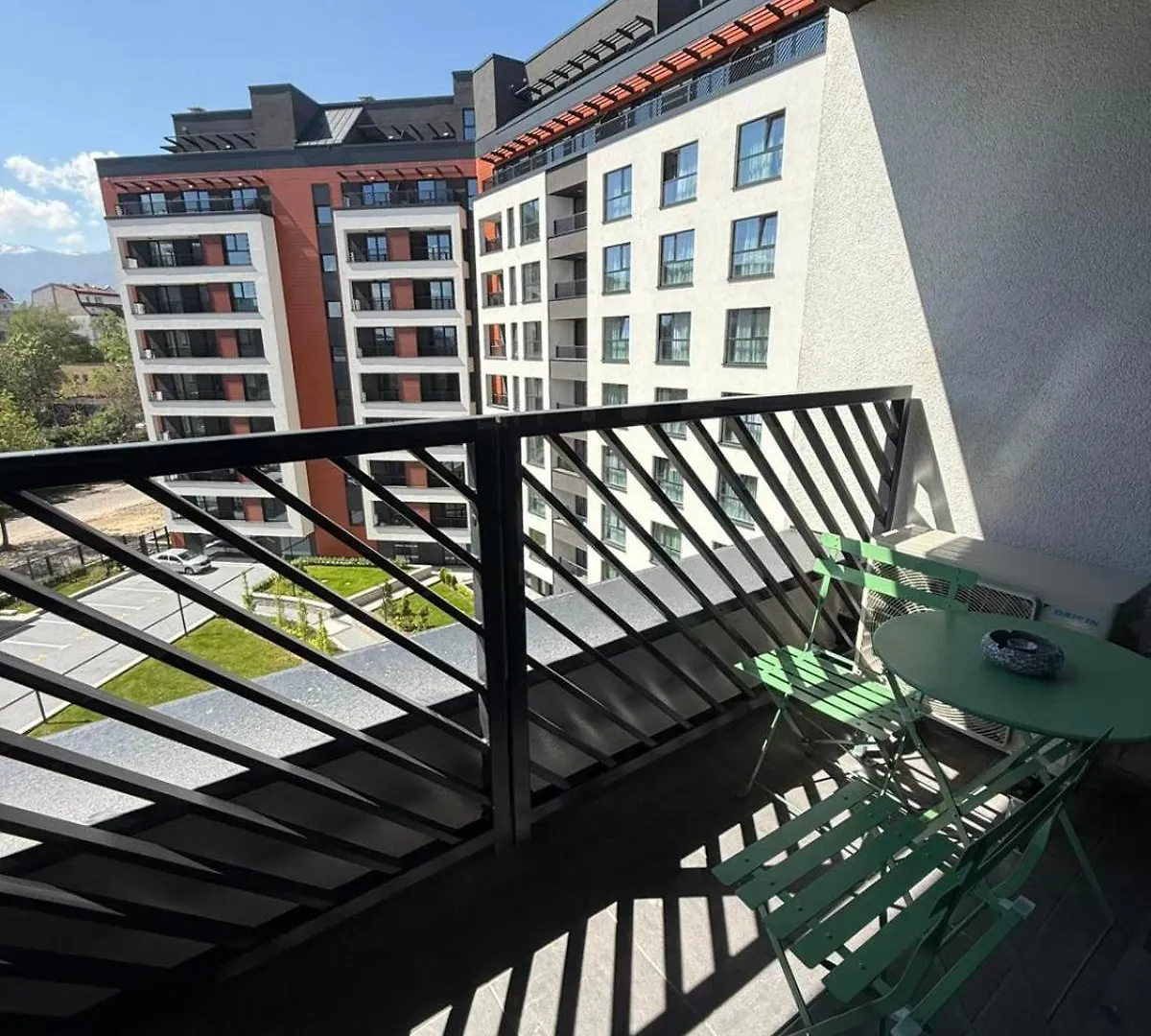 Brand-New 2 Bedroom Apartment In Central Sofia With Free Private Parking 0*,